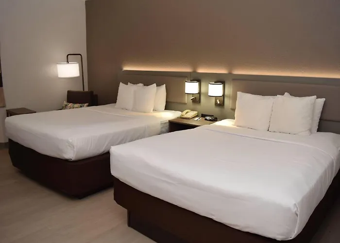 Comfort Inn & Suites Syracuse-Carrier Circle